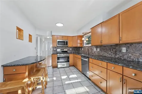 51 Day Avenue Tenafly NJ 07670