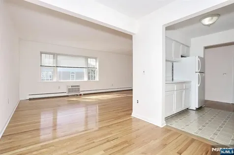 565 Grove Street Clifton NJ 07013
