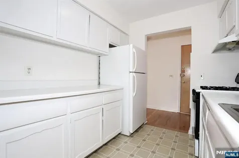 565 Grove Street Clifton NJ 07013