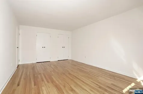 565 Grove Street Clifton NJ 07013