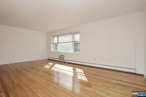 565 Grove Street Clifton NJ 07013