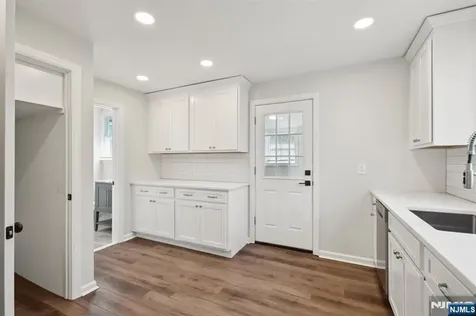 567 S Broad Street Glen Rock NJ 07452
