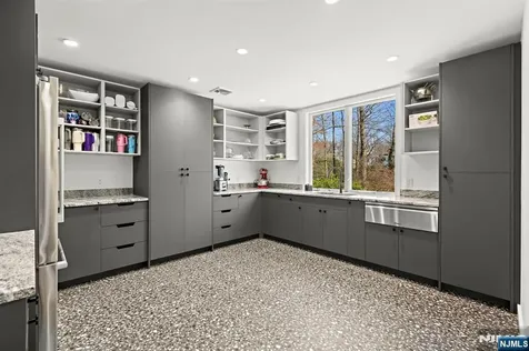 425 Highview Road Englewood NJ 07631