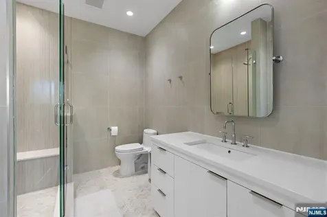 425 Highview Road Englewood NJ 07631