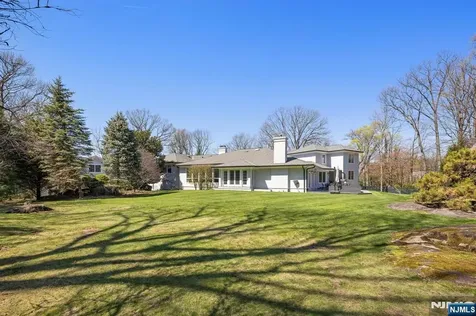 425 Highview Road Englewood NJ 07631