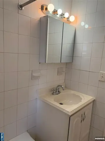2337 Hudson Terrace Fort Lee NJ 07024