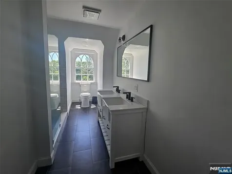 185 Palisade Avenue Englewood NJ 07631