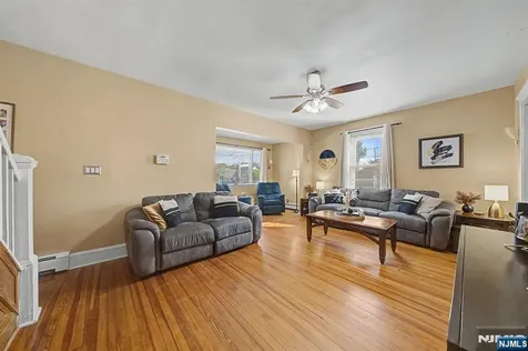 103 Chamberlain Avenue Paterson NJ 07502
