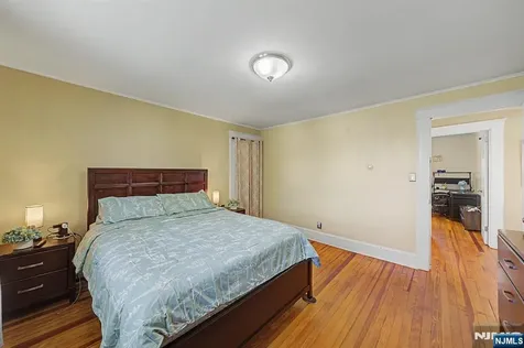 103 Chamberlain Avenue Paterson NJ 07502