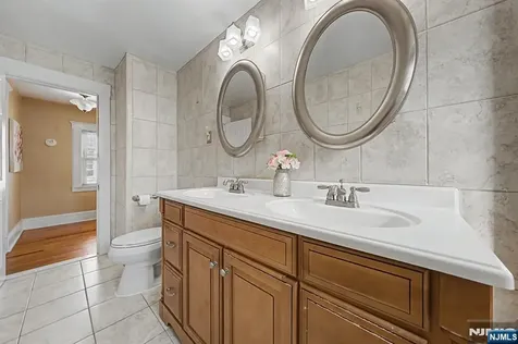 103 Chamberlain Avenue Paterson NJ 07502