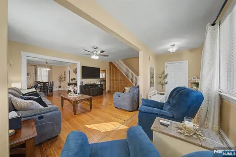 103 Chamberlain Avenue Paterson NJ 07502