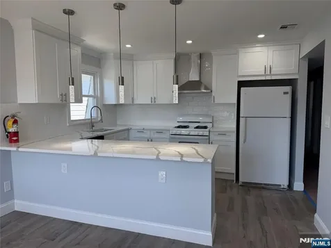 133 Jay Avenue Lyndhurst NJ 07071