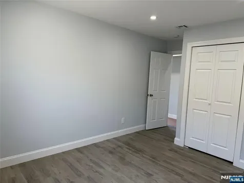 133 Jay Avenue Lyndhurst NJ 07071