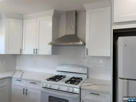 133 Jay Avenue Lyndhurst NJ 07071