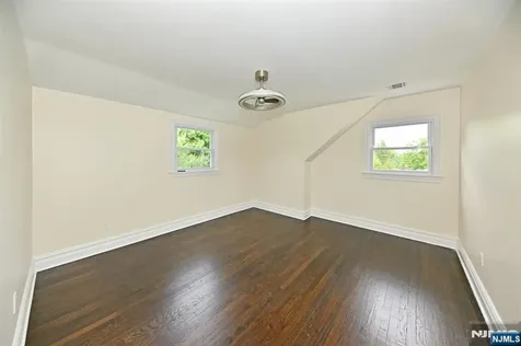 190 Madison Avenue Midland Park NJ 07432