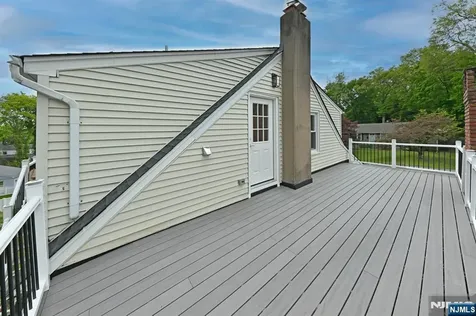 190 Madison Avenue Midland Park NJ 07432