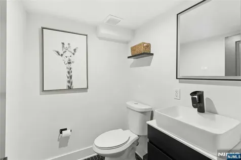 37 Seaman Road West Orange NJ 07052
