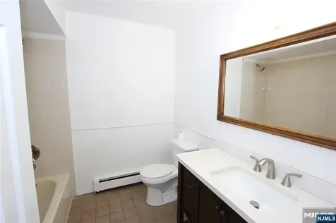 365 54th Street Elmwood Park NJ 07407