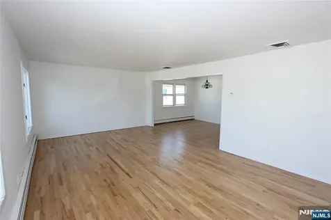 365 54th Street Elmwood Park NJ 07407