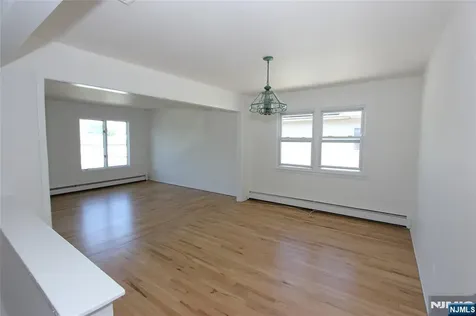 365 54th Street Elmwood Park NJ 07407