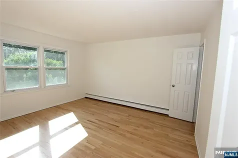 365 54th Street Elmwood Park NJ 07407