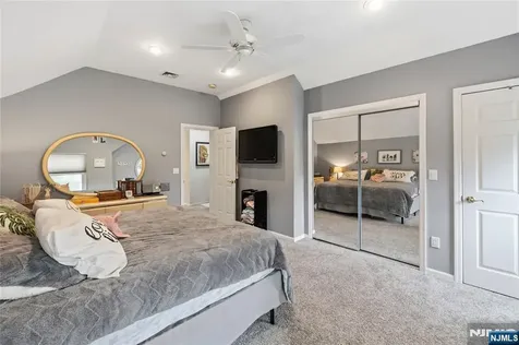72 Forest Avenue Hawthorne NJ 07506