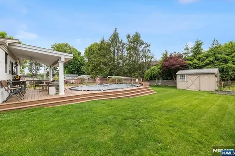 72 Forest Avenue Hawthorne NJ 07506