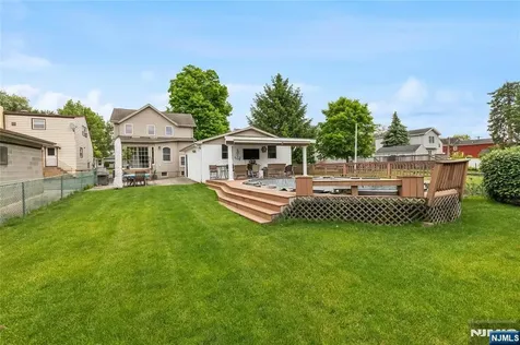 72 Forest Avenue Hawthorne NJ 07506