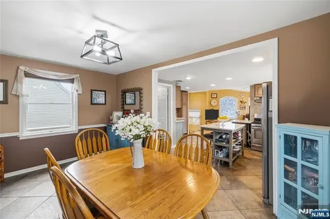 72 Forest Avenue Hawthorne NJ 07506