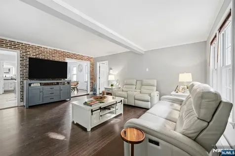 71 Spring Street Nutley NJ 07110