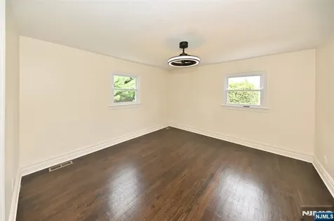 190 Madison Avenue Midland Park NJ 07432