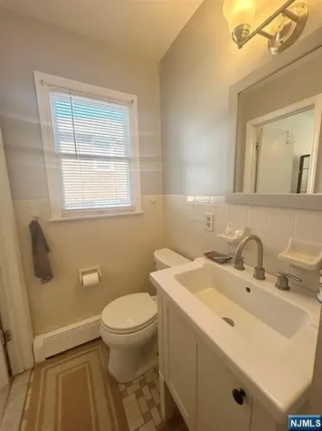 525 Stuyvesant Avenue Lyndhurst NJ 07071