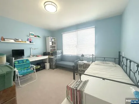 525 Stuyvesant Avenue Lyndhurst NJ 07071