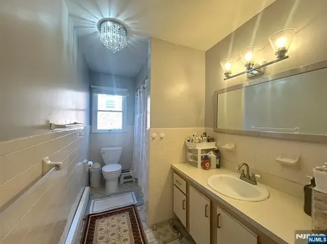 525 Stuyvesant Avenue Lyndhurst NJ 07071