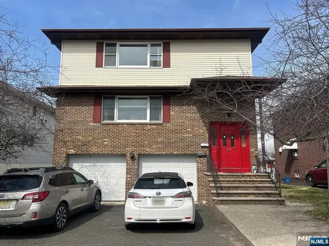 525 Stuyvesant Avenue Lyndhurst NJ 07071