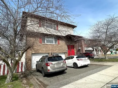 525 Stuyvesant Avenue Lyndhurst NJ 07071