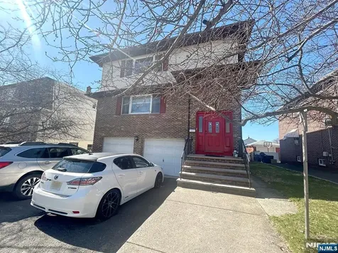 525 Stuyvesant Avenue Lyndhurst NJ 07071
