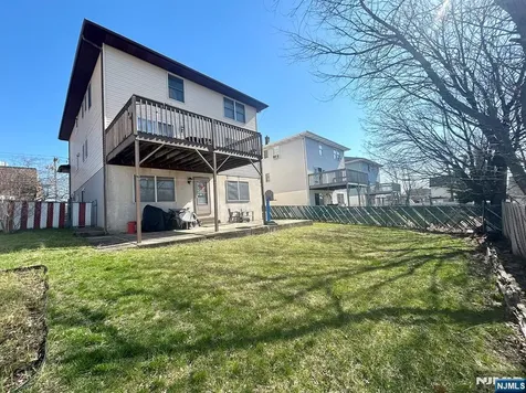525 Stuyvesant Avenue Lyndhurst NJ 07071