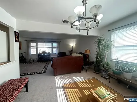 525 Stuyvesant Avenue Lyndhurst NJ 07071
