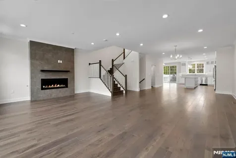 92 Cinnamon Drive Upper Saddle River NJ 07458
