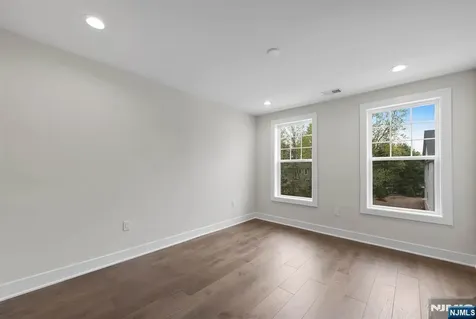92 Cinnamon Drive Upper Saddle River NJ 07458