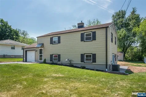 12 Richardsville Road Ogdensburg NJ 07439