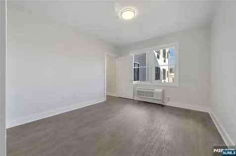 491 Walker Street Fairview NJ 07022