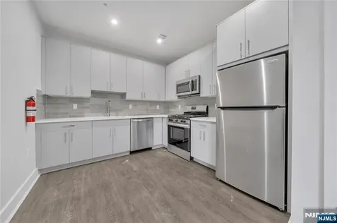 491 Walker Street Fairview NJ 07022