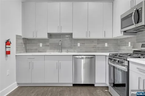 491 Walker Street Fairview NJ 07022