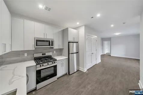 491 Walker Street Fairview NJ 07022