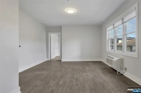 491 Walker Street Fairview NJ 07022