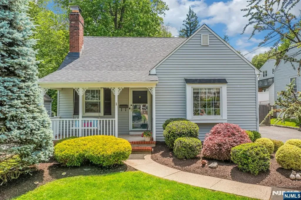 15 Elmwood Avenue West Orange NJ 07052