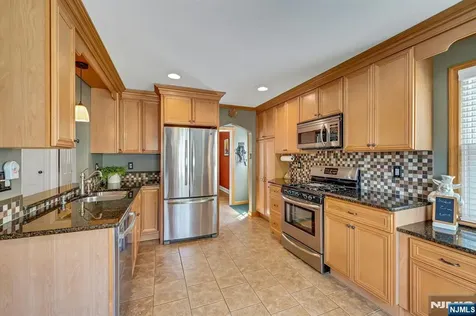 15 Elmwood Avenue West Orange NJ 07052