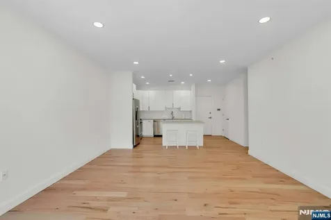 11 Madison Avenue Westwood NJ 07675